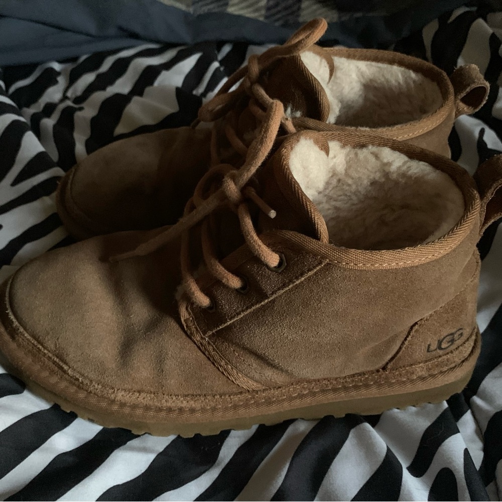 Ugg neumel shoes